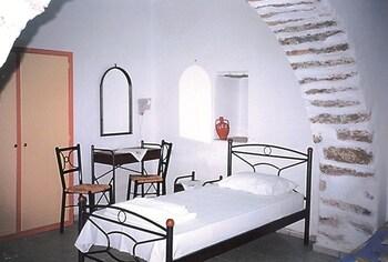 Politimi Studios Amorgos Bagian luar foto